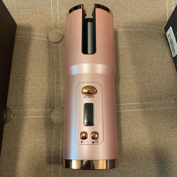 Cordless hair curler—-SOLD— - Picture 1 of 3